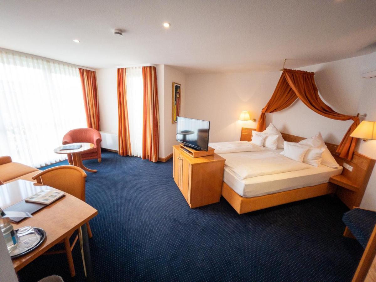 Akzent Hotel Atrium Baden Bad Krozingen Exteriör bild