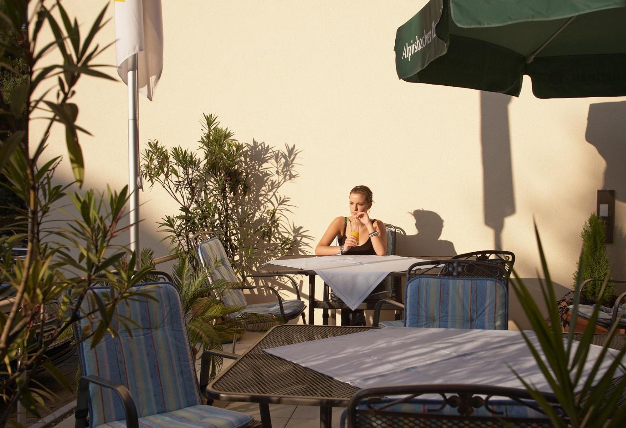 Akzent Hotel Atrium Baden Bad Krozingen Exteriör bild