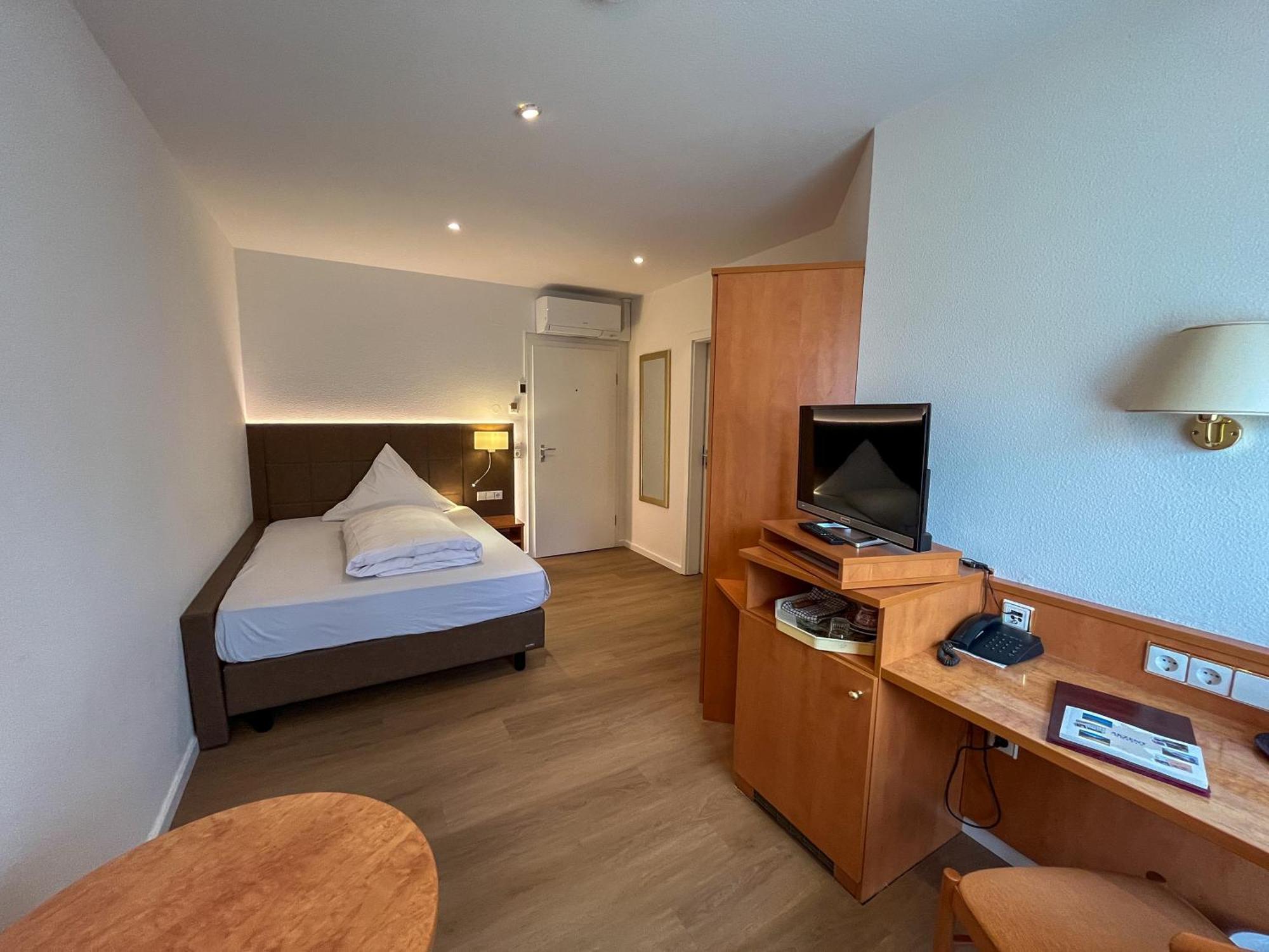 Akzent Hotel Atrium Baden Bad Krozingen Exteriör bild